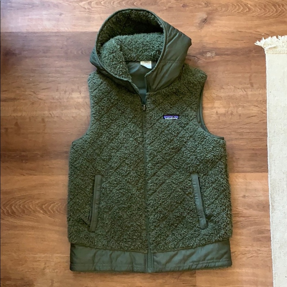 Patagonia reversible vest